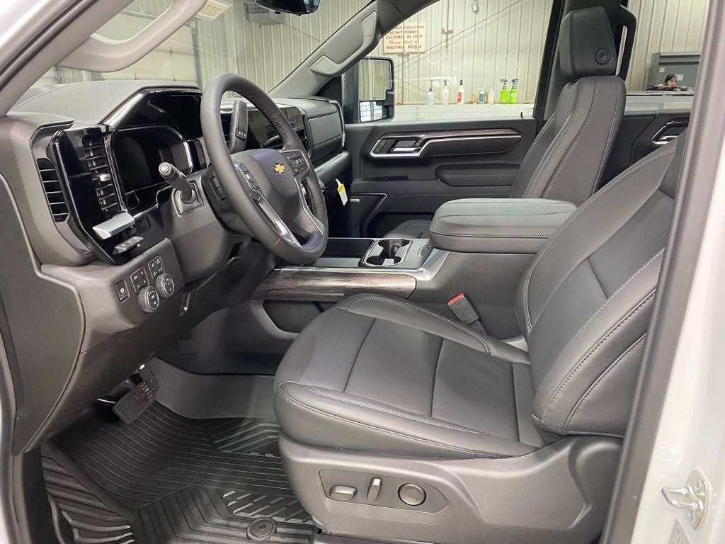 2026 Chevrolet Silverado 3500HD LTZ