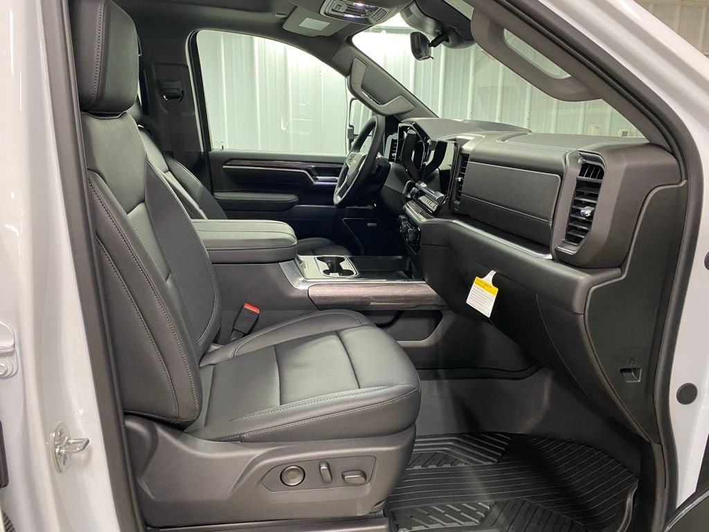 2026 Chevrolet Silverado 3500HD LTZ