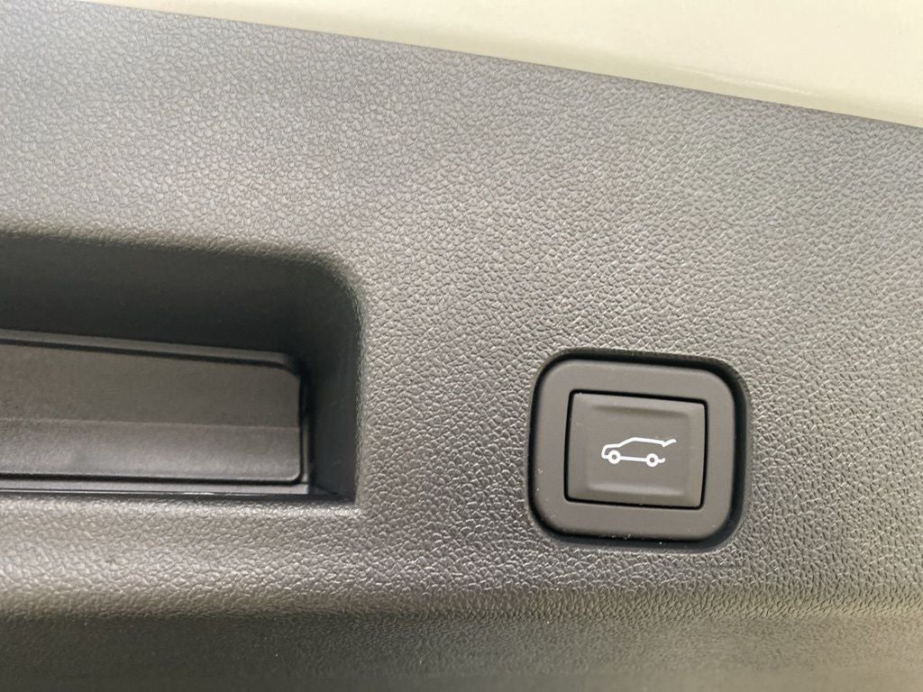 2026 Chevrolet Traverse LT 2LT