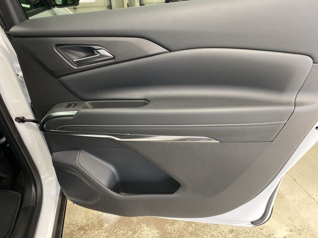 2026 Chevrolet Traverse LT 2LT