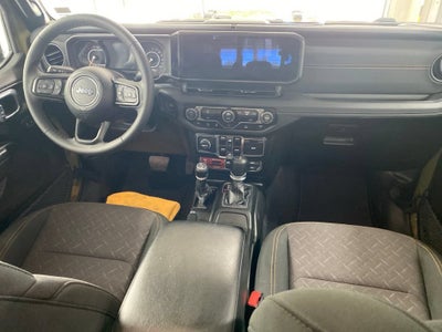 2026 Jeep Gladiator Base