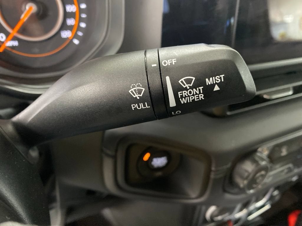 2026 Jeep Gladiator Base