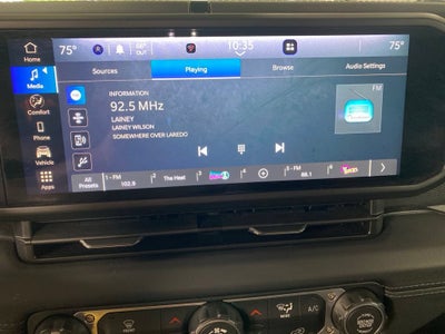 2026 Jeep Gladiator Base