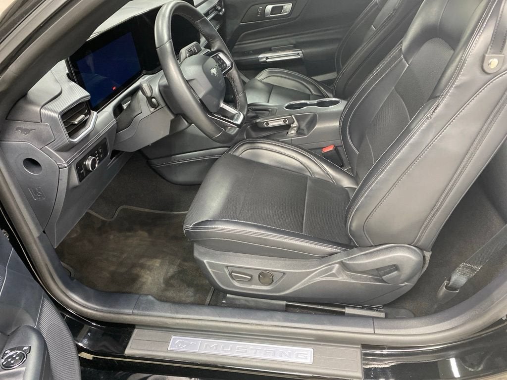 2024 Ford Mustang Base