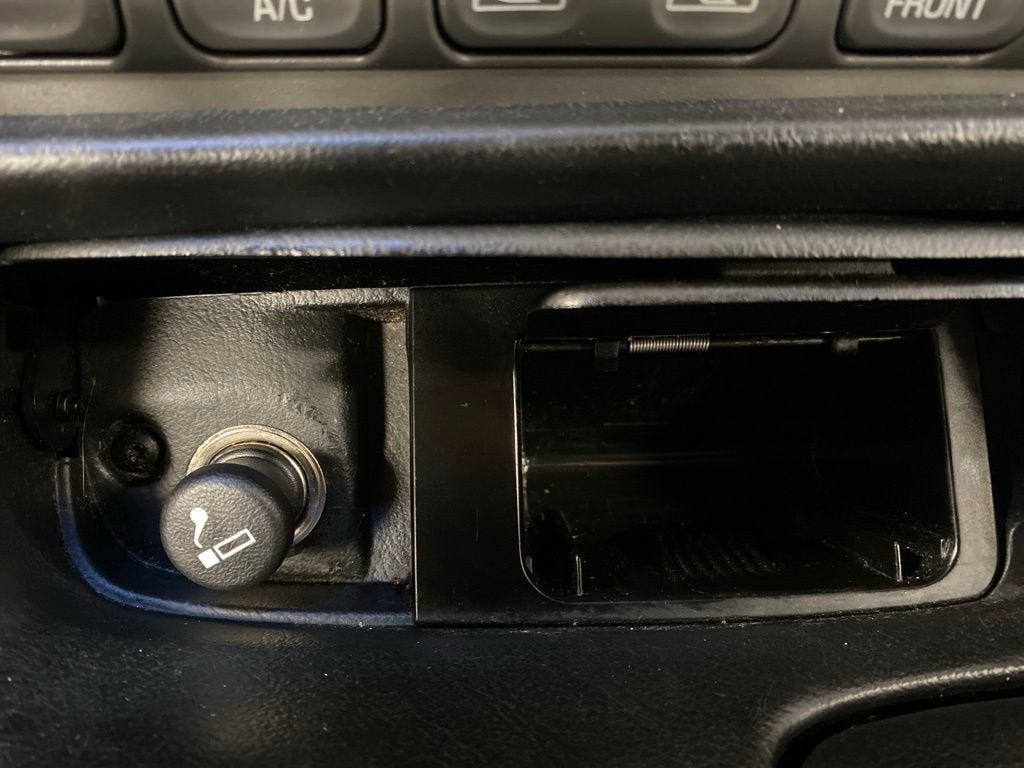 2000 Chevrolet Corvette Base