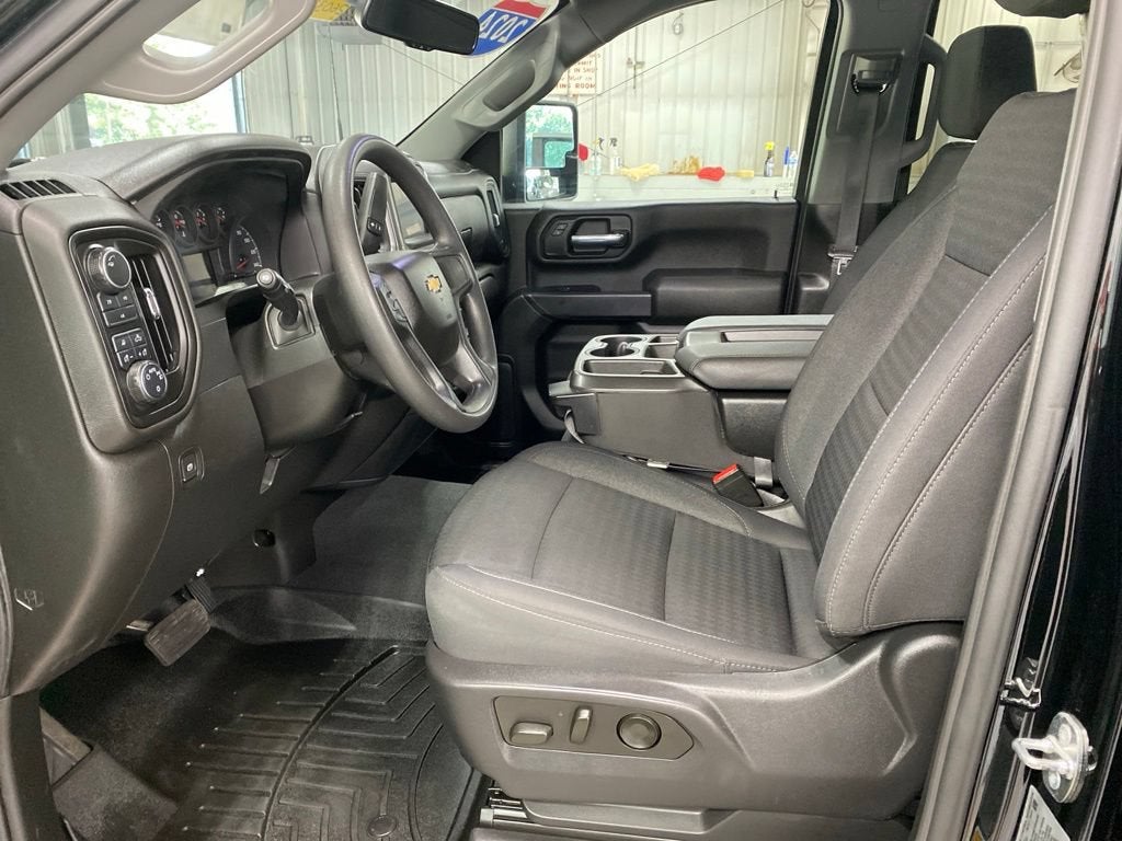2024 Chevrolet Silverado 2500 HD Custom