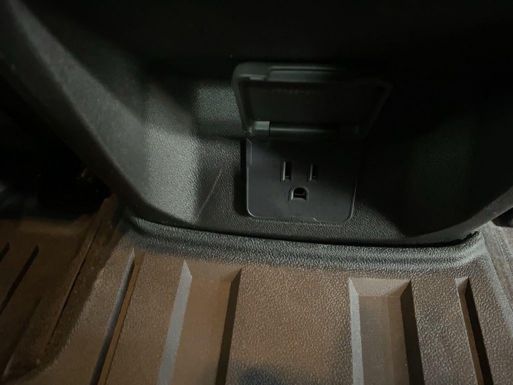 2026 Chevrolet Colorado LT - Photo 15
