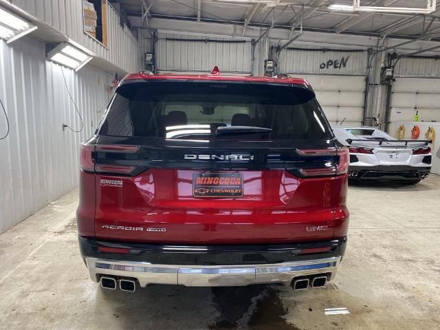2024 GMC Acadia Denali