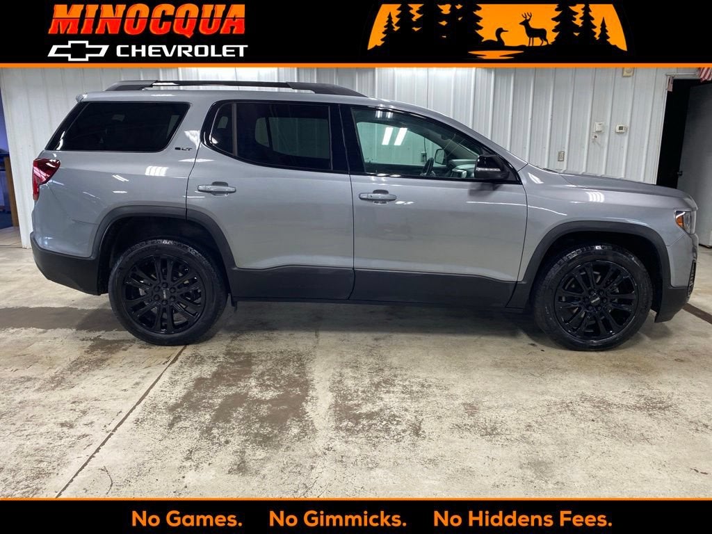 2023 GMC Acadia SLT