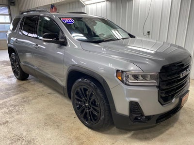 2023 GMC Acadia SLT