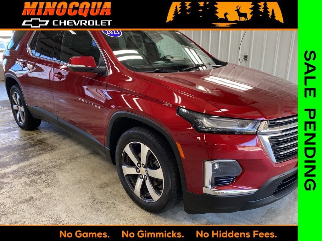 2023 Chevrolet Traverse LT Leather