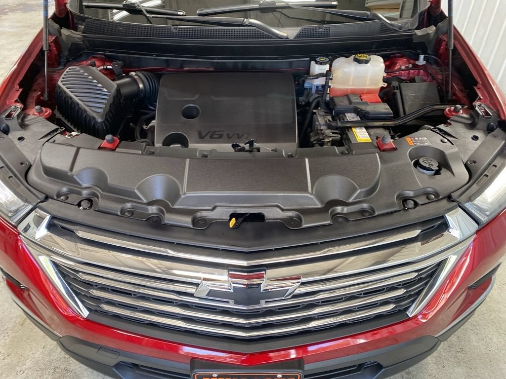 2023 Chevrolet Traverse LT Leather