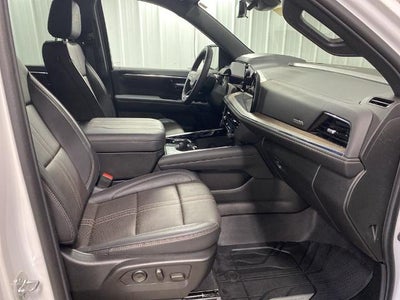 2025 Chevrolet Suburban High Country