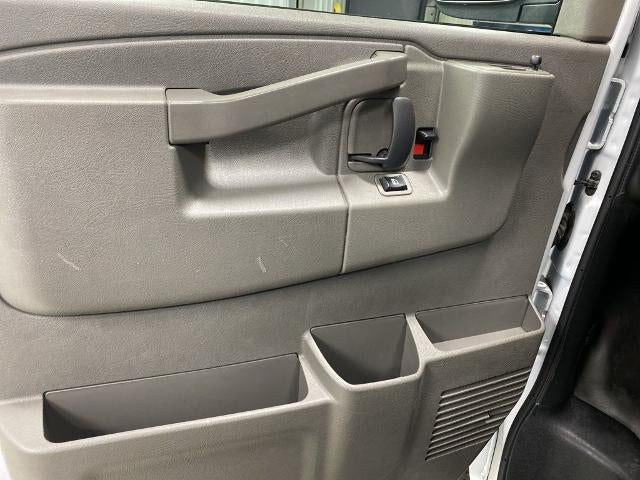 2024 GMC Savana Cargo 2500 Base