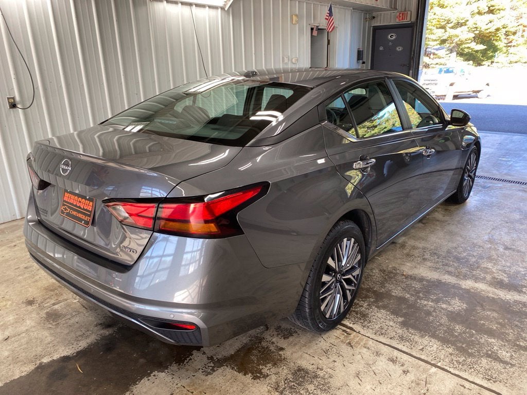 2025 Nissan Altima SV