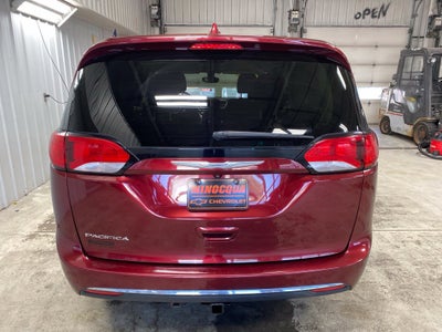 2017 Chrysler Pacifica Touring Plus