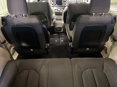 2017 Chrysler Pacifica Touring Plus