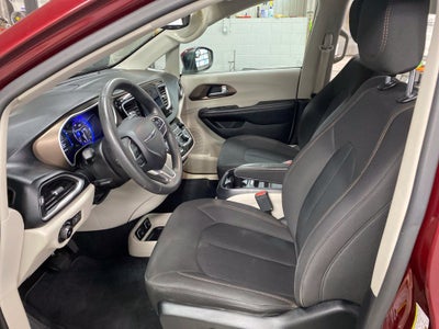 2017 Chrysler Pacifica Touring Plus