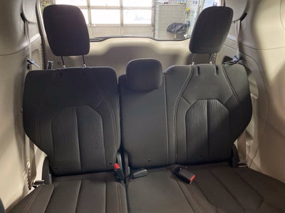 2017 Chrysler Pacifica Touring Plus