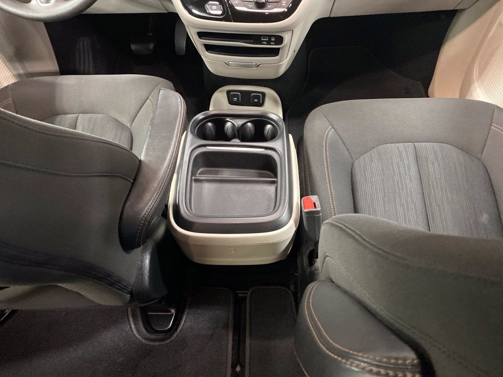 2017 Chrysler Pacifica Touring Plus