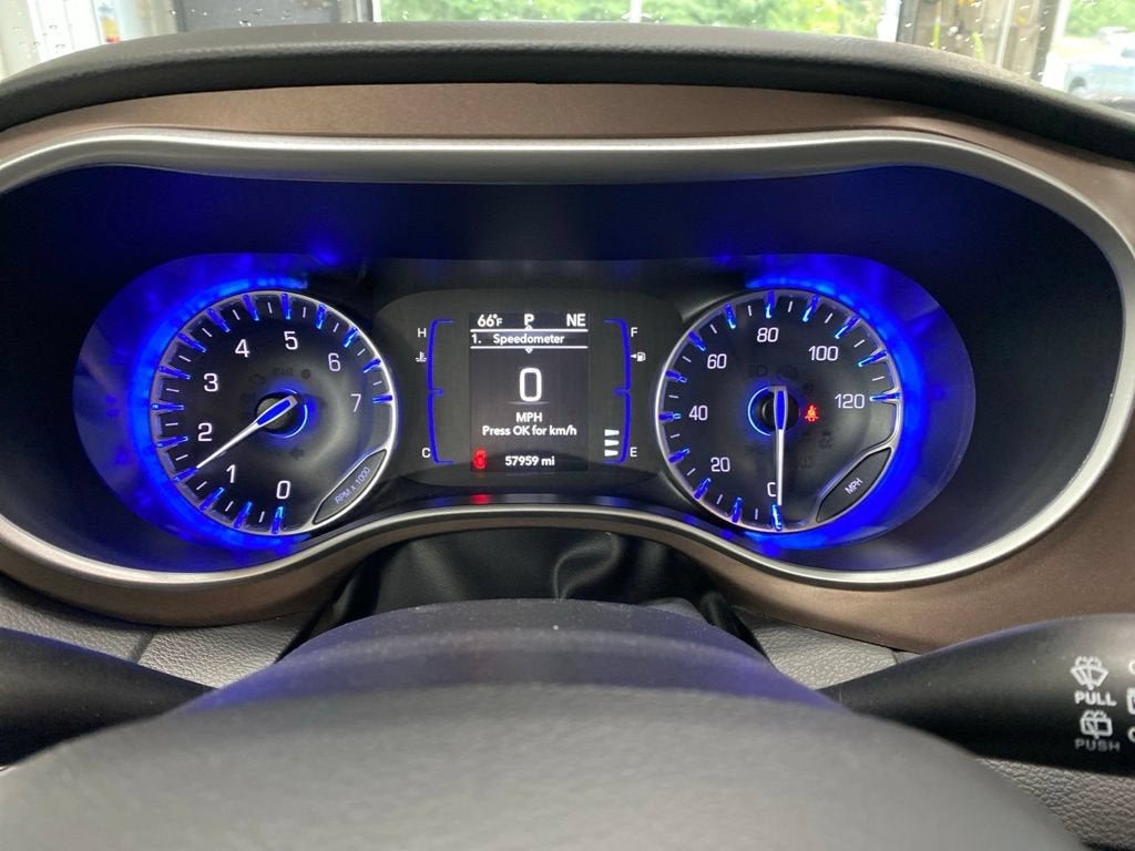 2024 Chrysler Voyager LX