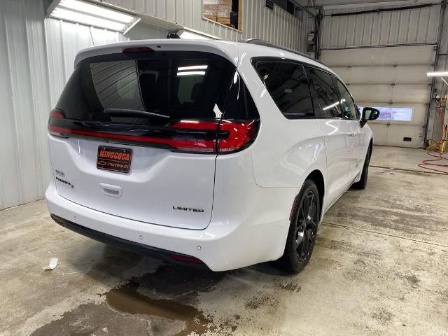 2025 Chrysler Pacifica Limited