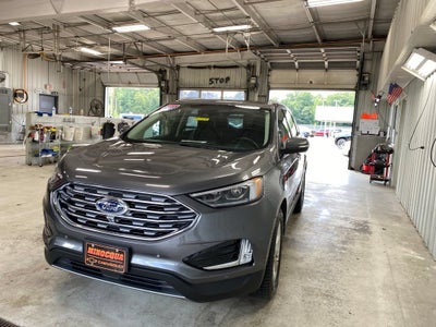 2022 Ford Edge Titanium