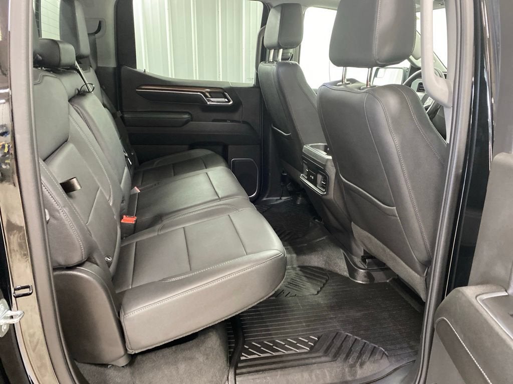 2023 Chevrolet Silverado 1500 Base