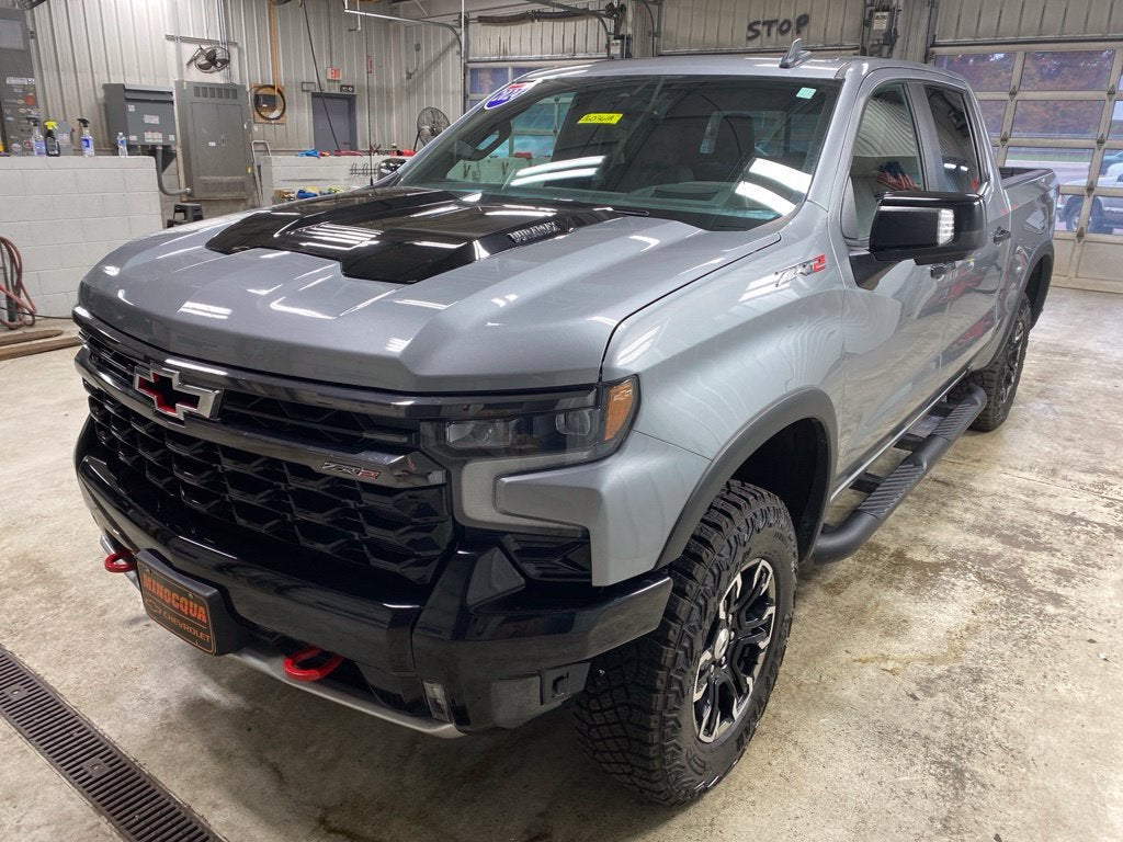 2024 Chevrolet Silverado 1500 ZR2