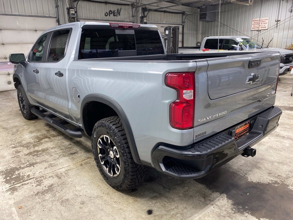 2024 Chevrolet Silverado 1500 ZR2