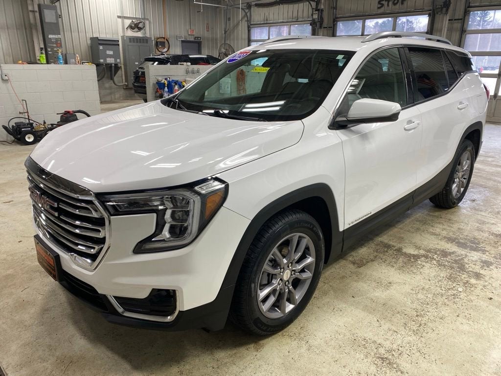2023 GMC Terrain SLT