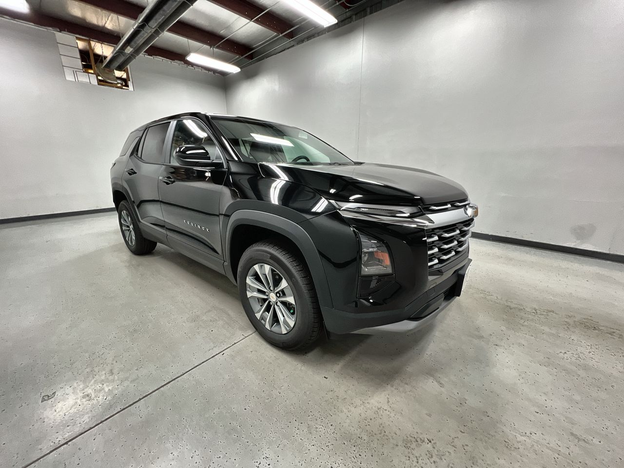 2027 Chevrolet Equinox AWD LT