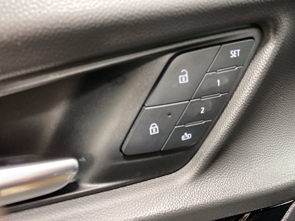 2025 Chevrolet Equinox RS - Photo 30
