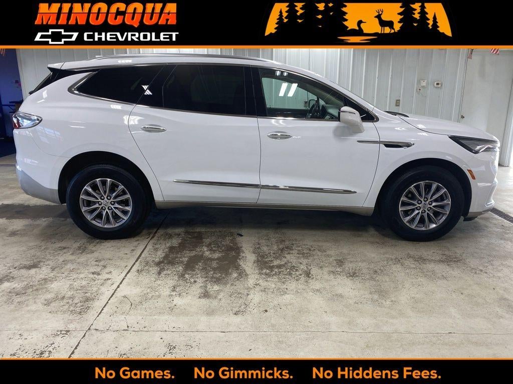 2023 Buick Enclave Essence AWD's photo