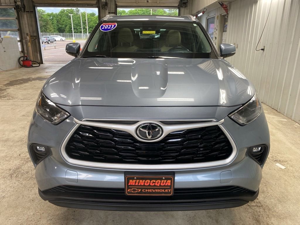 2023 Toyota Highlander XLE