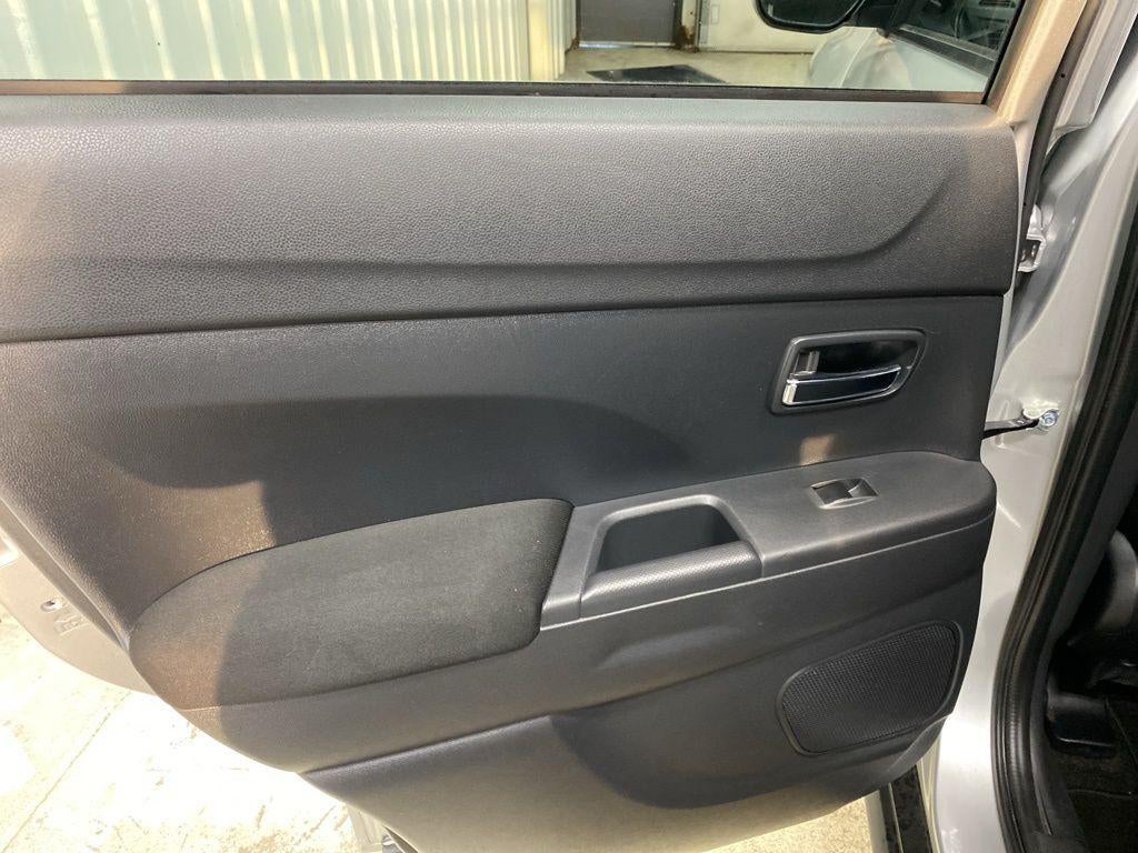 2022 Mitsubishi Outlander Sport ES