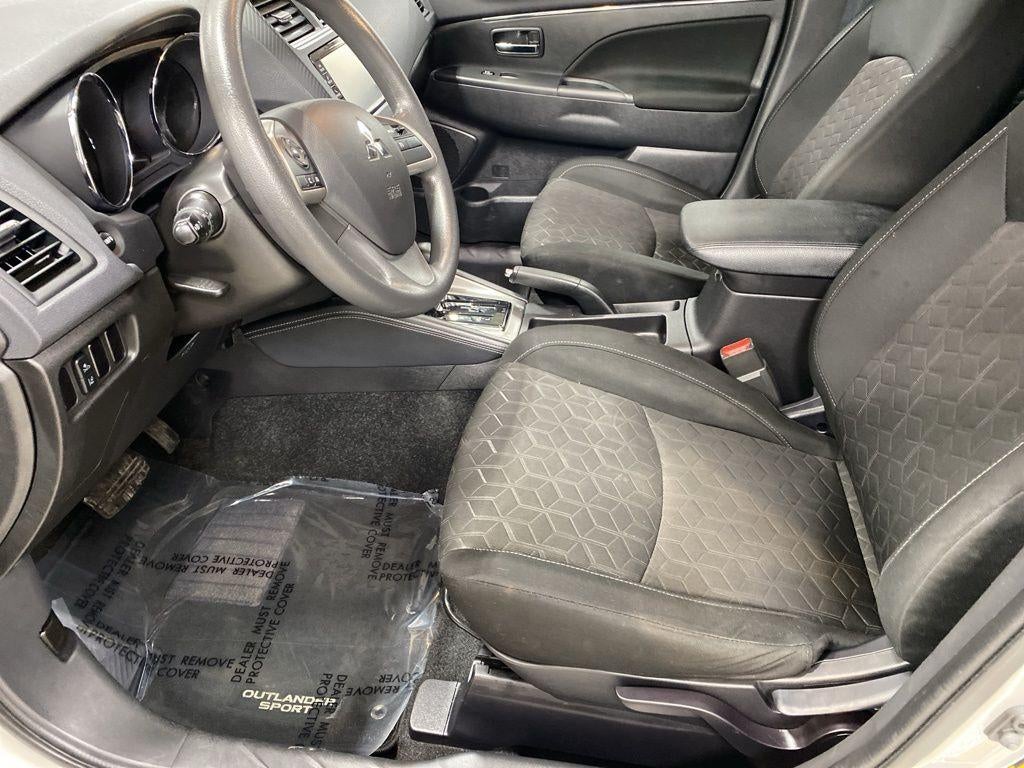 2022 Mitsubishi Outlander Sport ES